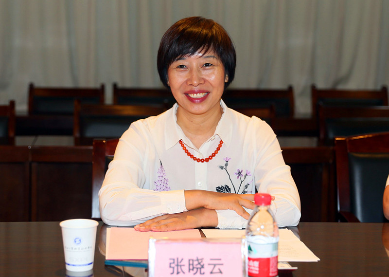 Zhang Xiaoyun ,SXPI president in the meeting